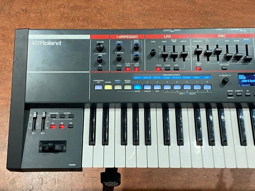 Gear Hunter | Roland JUNO-X